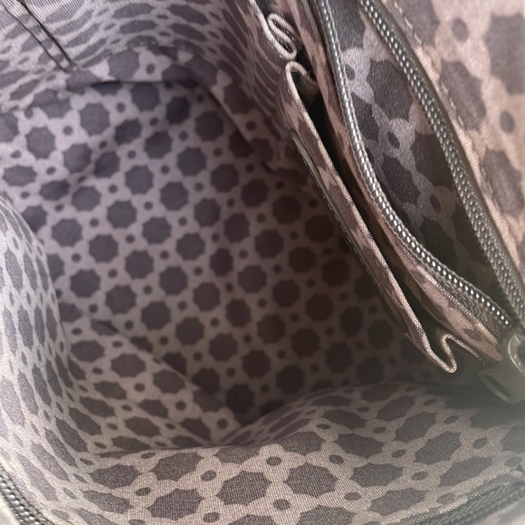 EUC Brighton Pewter Pebbled Leather Flower Embossed Tote Bag style E707481 - Picture 9 of 12